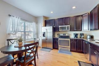 Rehoboth Crossing --- 36988 Turnstone - 2