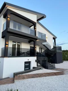 Sea Dreams Apartments - Pridraga - 9