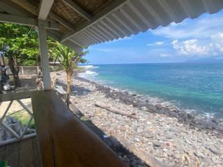 Cobblestone Surf House - 5