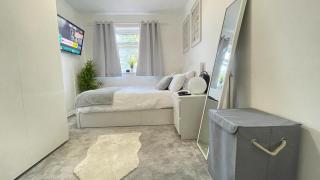 Lovely 3 bedroom house near city centre - Basildon - Basildon - 7