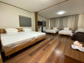 名古屋市中心步行所到的独栋房子免费停三辆车 - 4