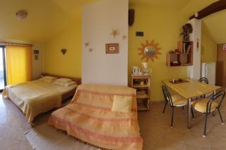 Apartments by the sea Murter - 22397 - 2