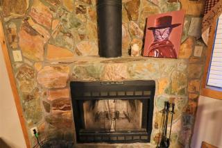Amazing Cabin fireplace and stream #11 - Helen - 5