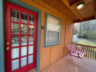 Oktoberfest themed Cabin in woods stream #14 - Helen - 9