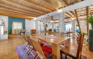 Awesome Home In Lozovac With Jacuzzi - Lozovac - 6