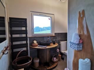Évasion Romantique: Terrasse Privée, Bain Norvégien, et Table d'Hôtes – Bien-être à 1h de Lyon - FR-1-582-474 - Monistrol-sur-Loire - 7