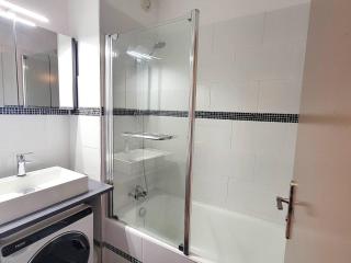 Grand studio rénové, confort moderne, balcon sud, proche ski et randonnées - FR-1-393-172 - 4