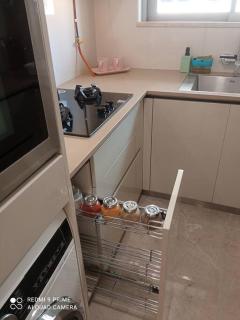 Royal luxurious 1BHK Flat in Hiranandani Powai - Mumbai - 3