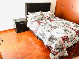 Pleasant Top Level Apartment Close to Shops - Bogota - 6