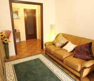 LUANA INN HOLIDAY - 1