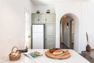 Laidback Luxe 3BR steps to beach - 2