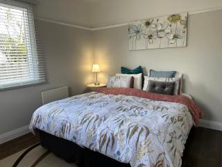 Daisy Cottage on Duke 3BR - 7