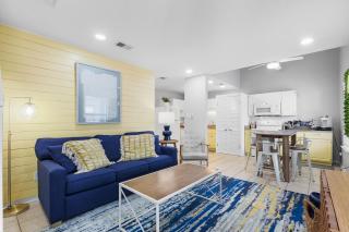 Steps to Sand l Ocean views l Smart TVs l Pool - Gulf Shores - 9