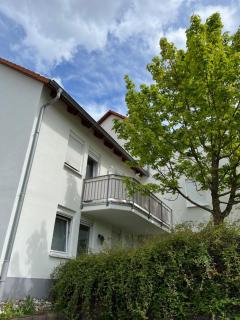 Schöne ruhige Wohnung mit Balkon - Würzburg - 3