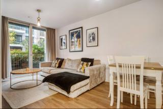 Chelsea Chic: An Upscale and Modern Flat - 9