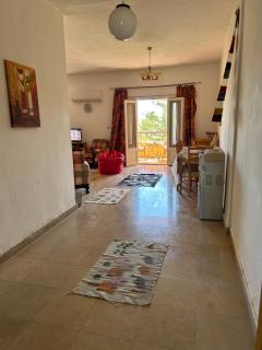 2 Bedroom Chalet in Casabianca Kilo 70 - Dawwār Muḩammad Abū Shanab - 6