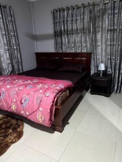 East Legon Private Room with Wi-fi - Accra - 2
