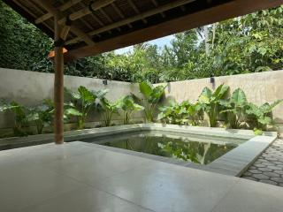 Villa Eukene - Kuta Lombok - 9