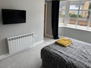 1 bedroom ground floor apartment - 1
