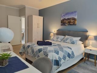 Leafy Retreat Kenridge - Durbanville - 3