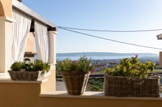 Apartman Flos,terrace 40 m2, sea view - Kastel Stari - 9