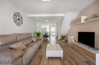 Golden Glow Bungalow with AC and pool - Caserío Cañada - 7