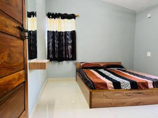 Cozinn B205 4bhk Riverfront Villa with beach view - Kalyānpur - 6
