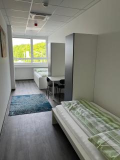 DRIVER ROOMS - 6