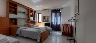 Da Rox (Casa Vacanza) centro Porto Torres - 7