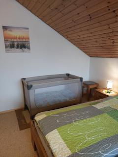 Moderne Ferienwohnung - neu renoviert - ruhige Lage - 8