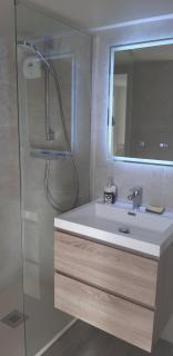 Meublé 2P 40 m2 dans villa avec piscine à Vallauris, 4 km de la mer - Vallauris - 6