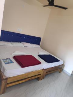 Redkar Rooms Gokarna Beach front AC And Non AC Rooms - Gokarn - 7