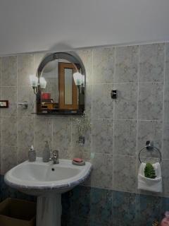 Andria's Apartment - Gjirokastër - 5