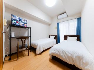 Shin-Okubo Sta・1 min walk/ Shinjuku sta 2min/ Switch - Tokyo - 1