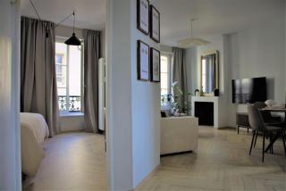 Hôtel Metz mon amour, un séjour à 200m de la cathédrale ! Classé 3 étoiles ! - Metz - 6