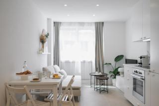 Spacieux Summer Getaway Ideal Apartment for 6 - Niza - 0