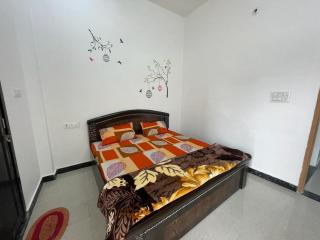Rukmani Rooms - 9