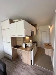 Silver Beach Retreat - 5