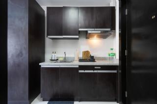 Studio Unit Near IT Park, SM and Ayala with Pool, Balcony and Fast Wifi - Mandaue City - 3