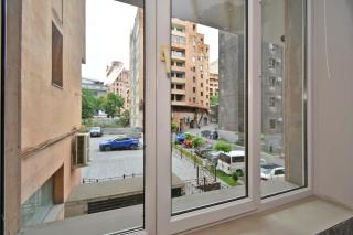 Nalbandyan 7/1 50 - Yerevan - 6