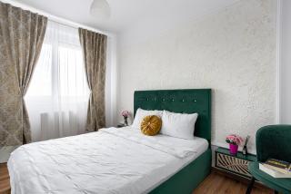 ARI Yellow Apartment with Panoramic Views - Arad - 8