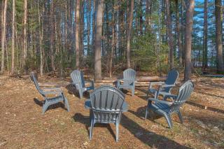 Charming & Cozy Chalet; Minutes to Shanty Creek! - Mancelona - 3