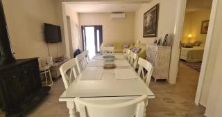 Neo Chorio Town House - 8