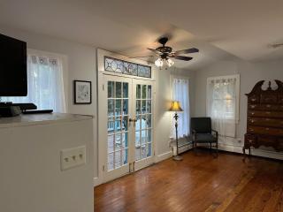 Inn on Fox Meadow - Spacious Victorian Inn - Gaithersburg - 2