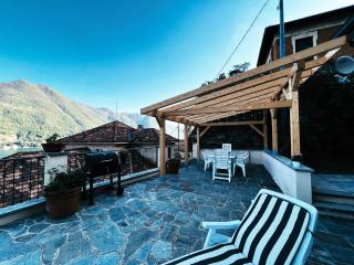 Terrace Lake View Moltrasio - 6