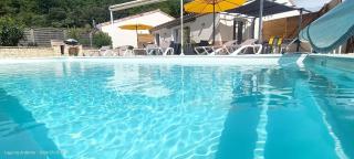 Gîte myosotis Piscine Privée 4 Chambres - 2
