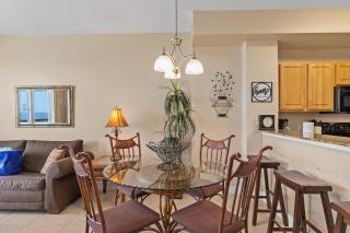 GULF FRONT Master BR in Sunrise Beach with AMAZING VIEWS! Sleeps 7! - Panama City Beach - 8