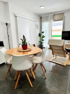 Private terrace 1BR apt - 4min walk to the beach - 9