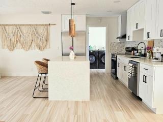 Nomadic Abode - 4BR Villa in Ft. Lauderdale - Fort Lauderdale - 5