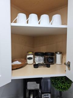 Poolside entire lower level apt - 5